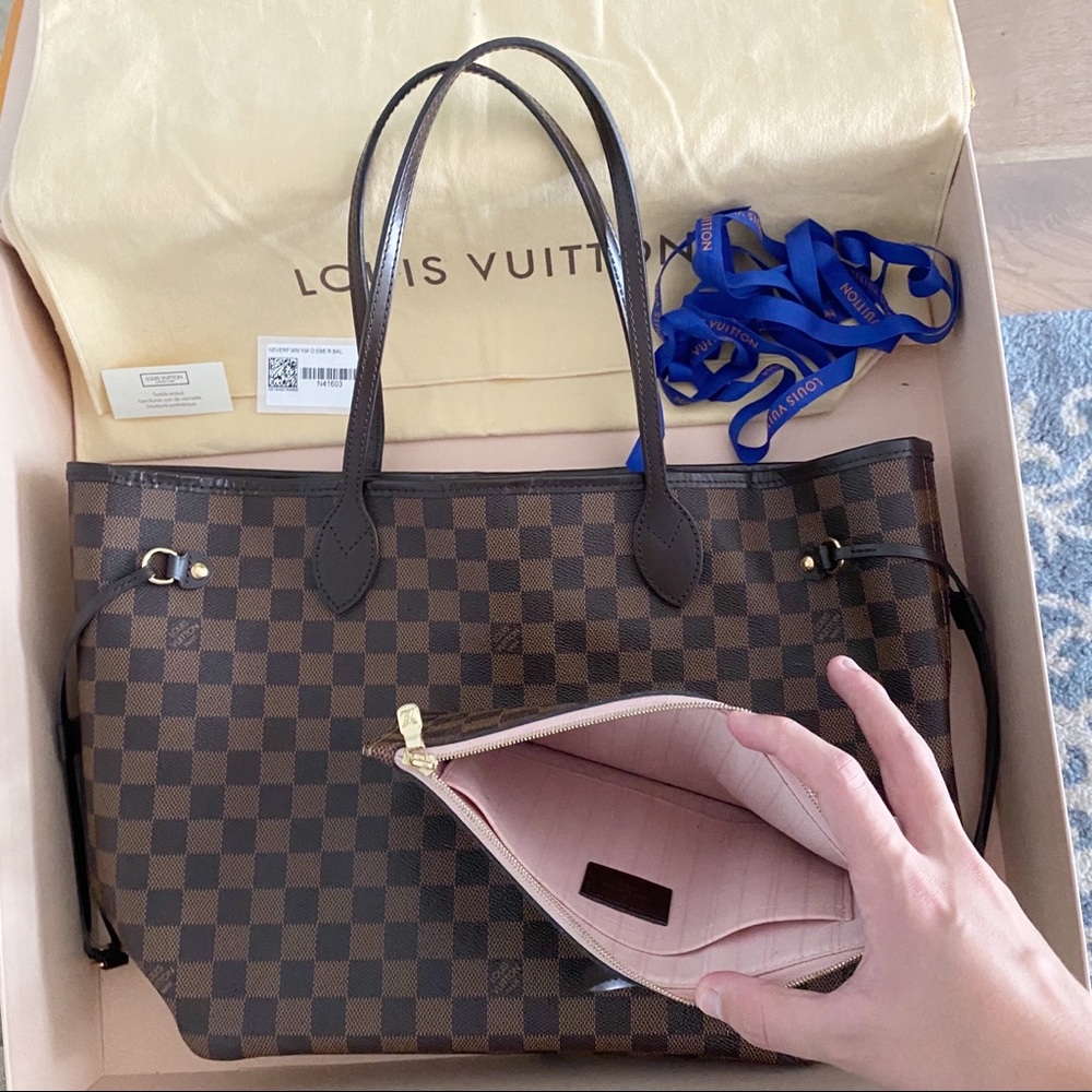 💎✨Neverfull Pouch✨💎